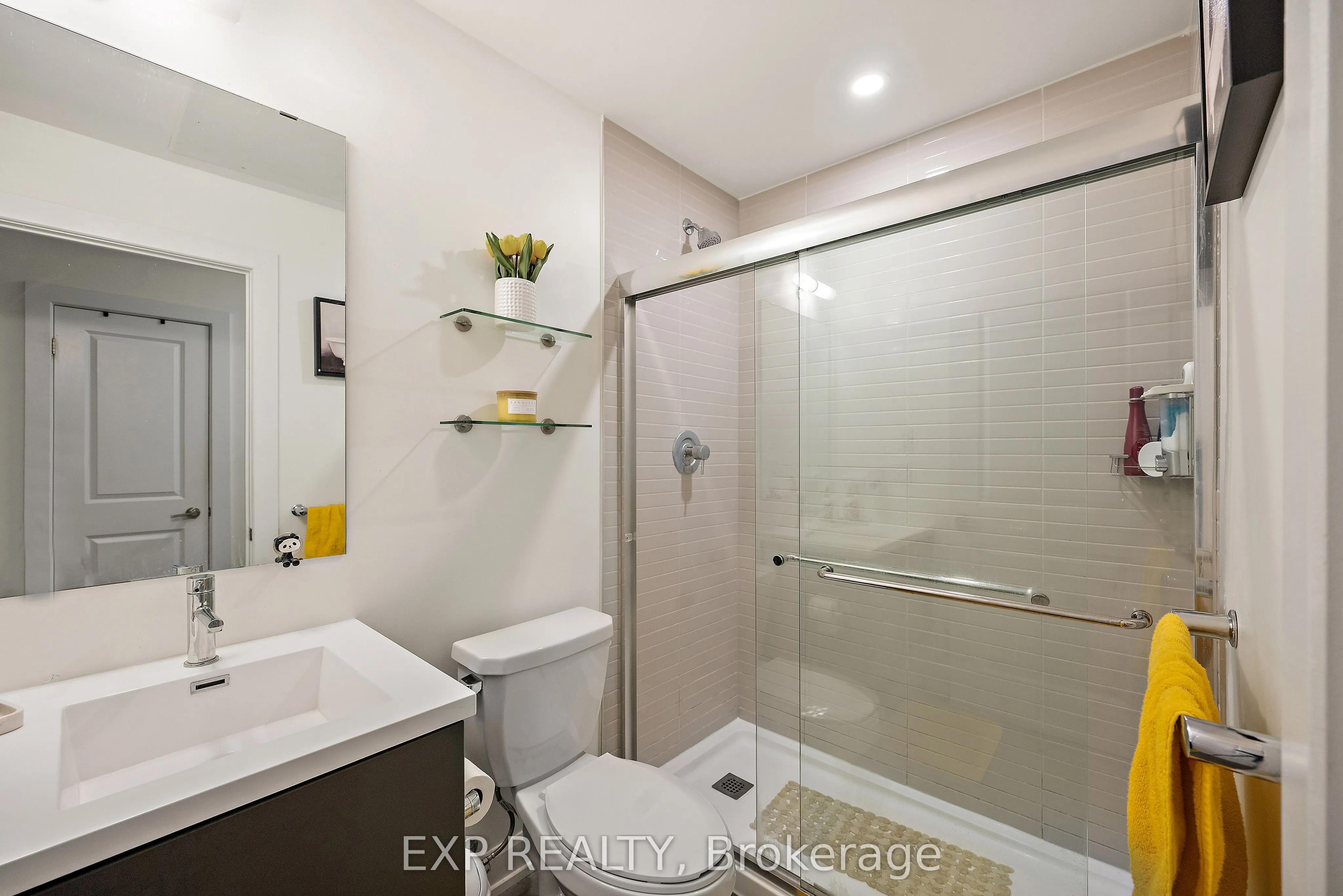 3200 William Coltson Avenue, #327