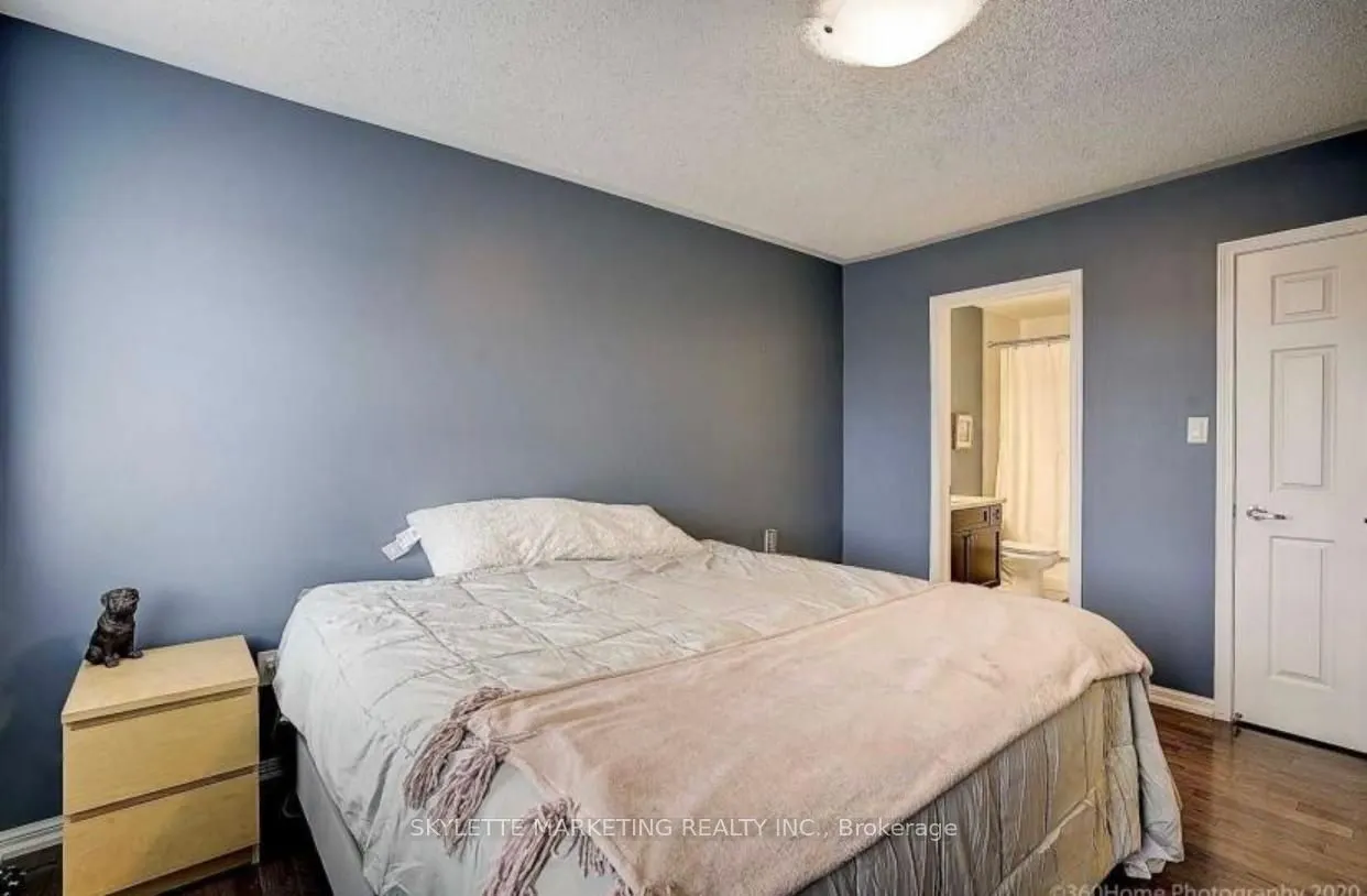 238 Mortimer Crescent