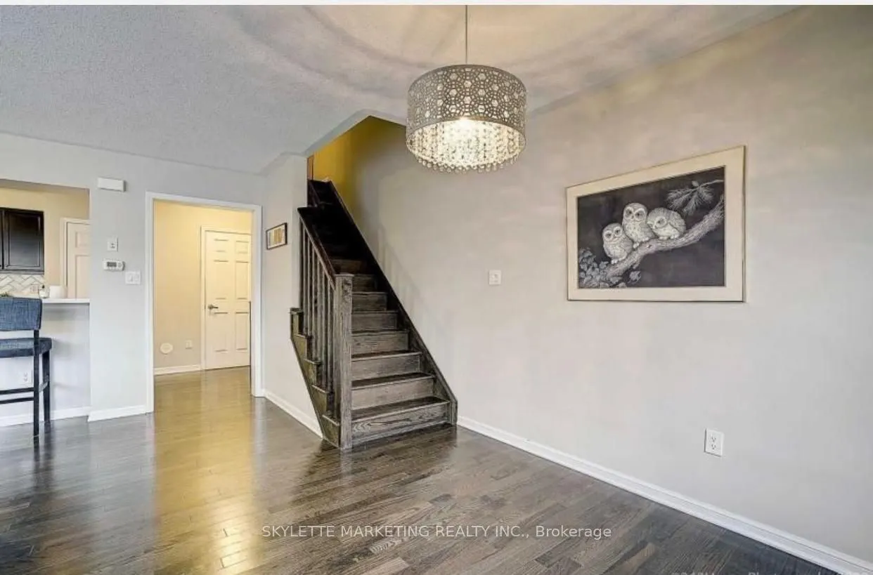 238 Mortimer Crescent