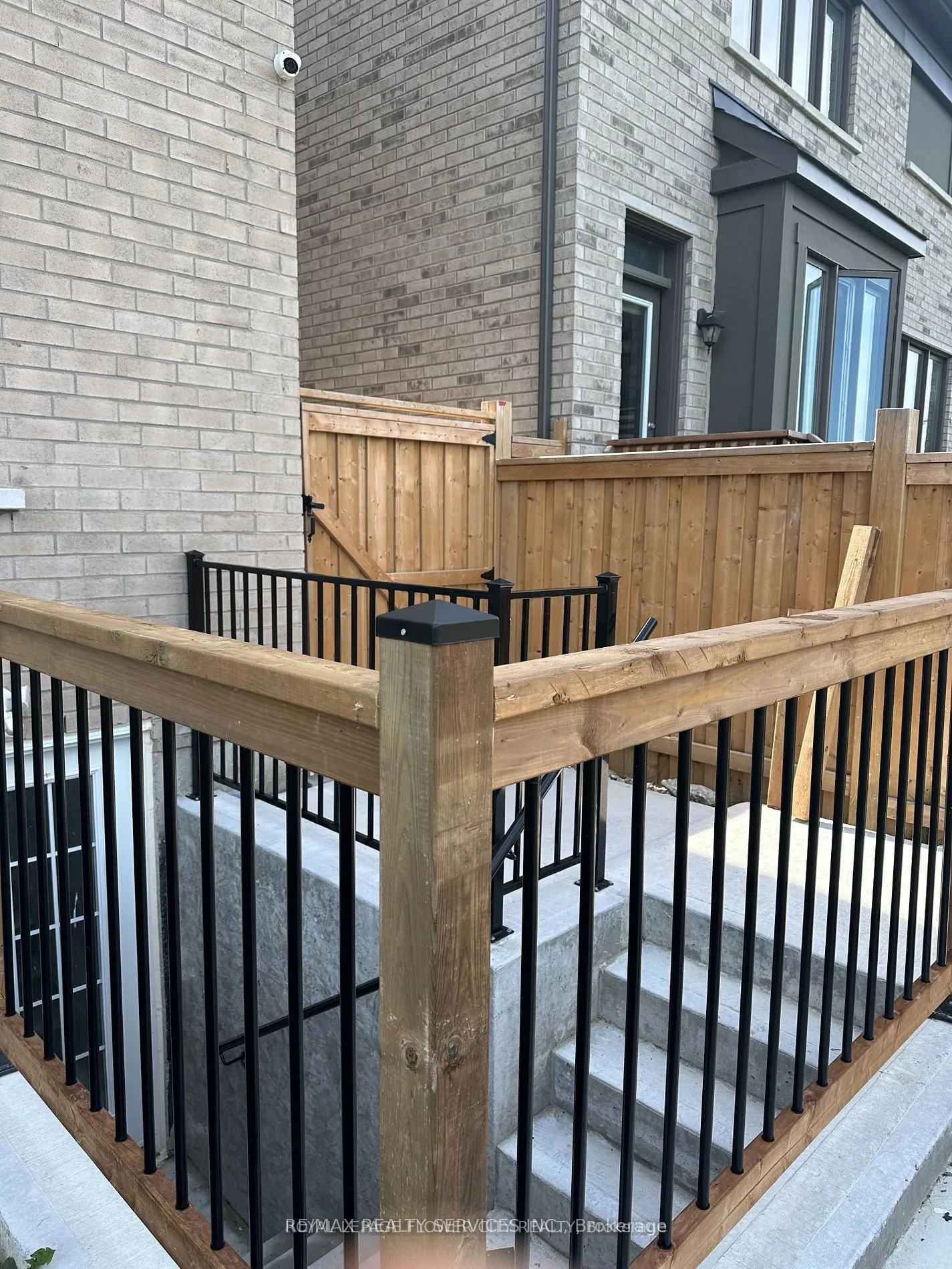 21 Divers Road, #Bsmt
