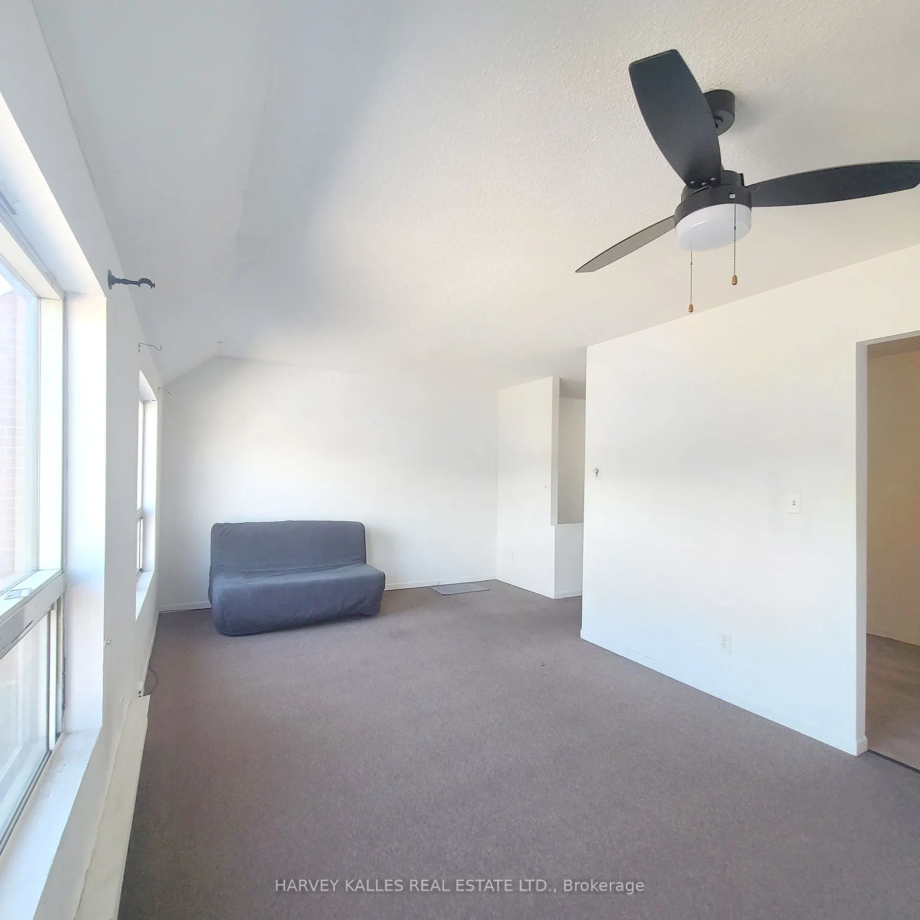 3823 Lakeshore Boulevard W, #A