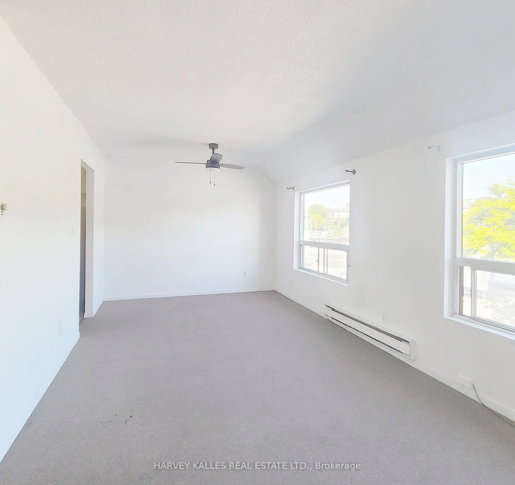 3823 Lakeshore Boulevard W, #A