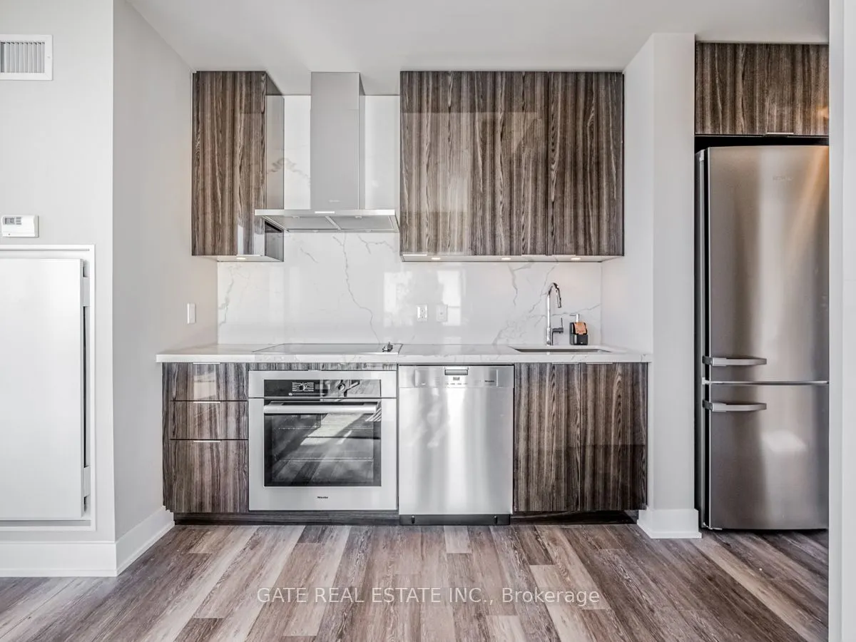 30 Shore Breeze Drive, #6010
