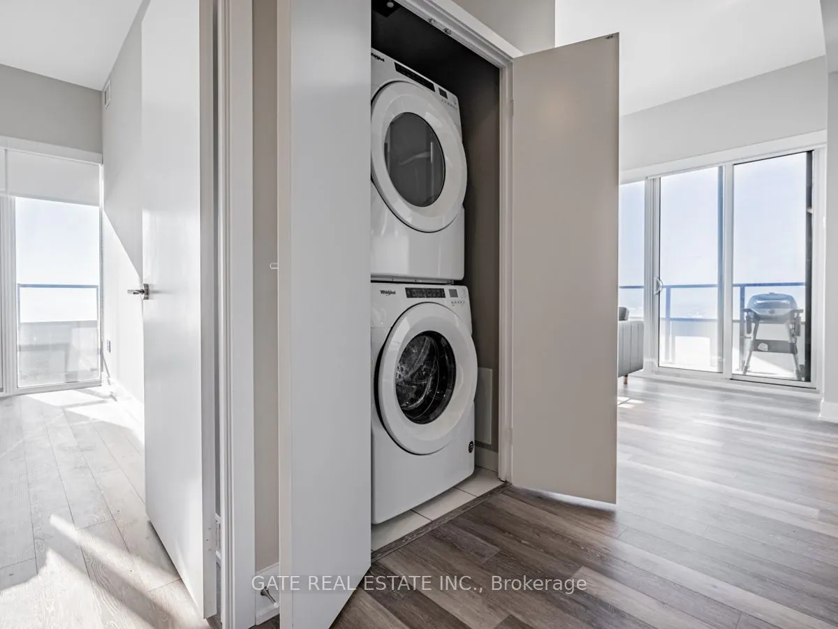 30 Shore Breeze Drive, #6010