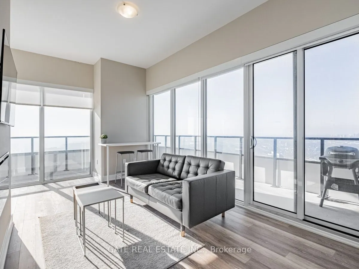 30 Shore Breeze Drive, #6010