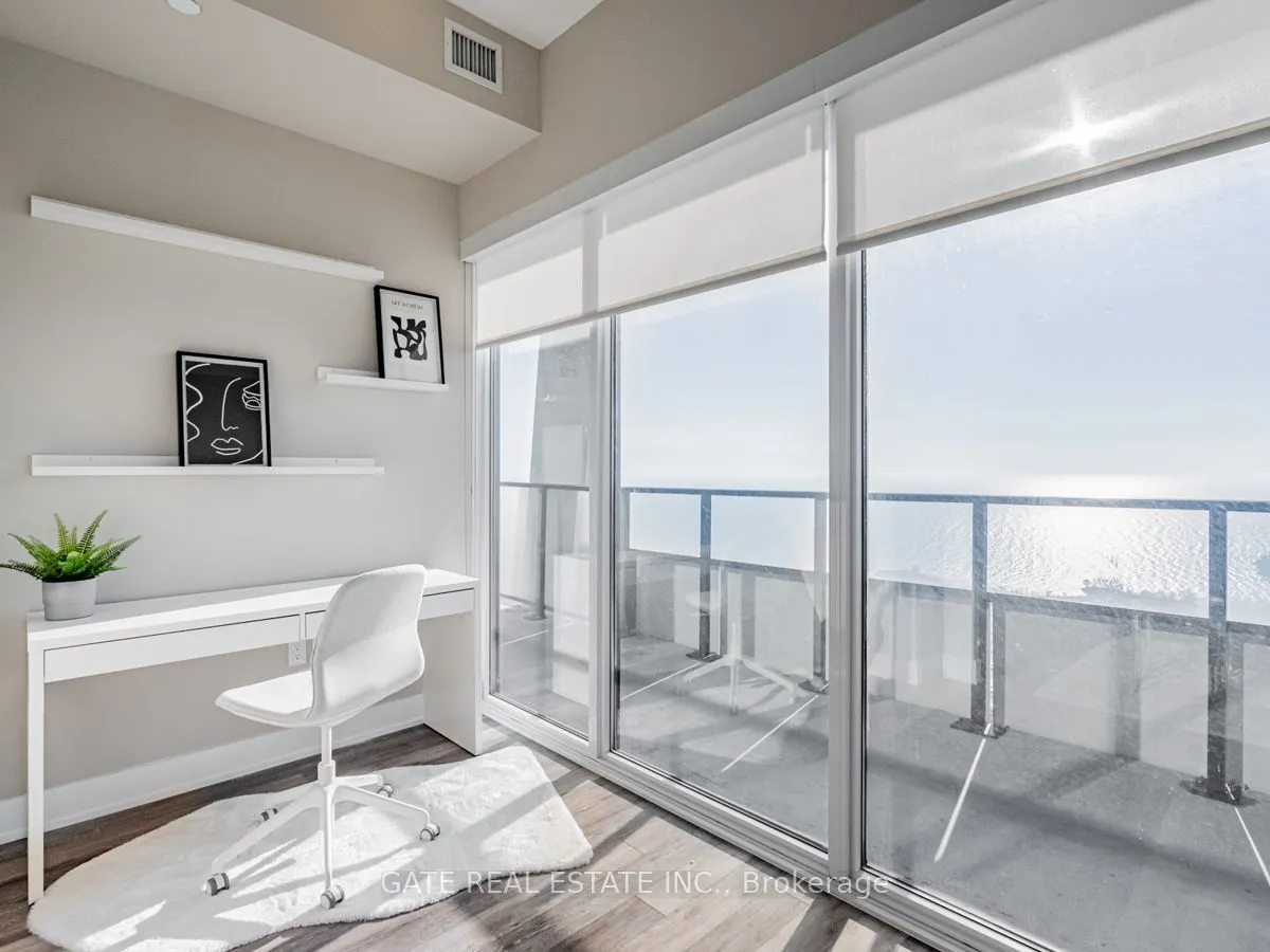 30 Shore Breeze Drive, #6010
