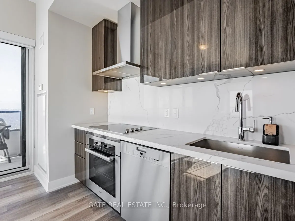 30 Shore Breeze Drive, #6010