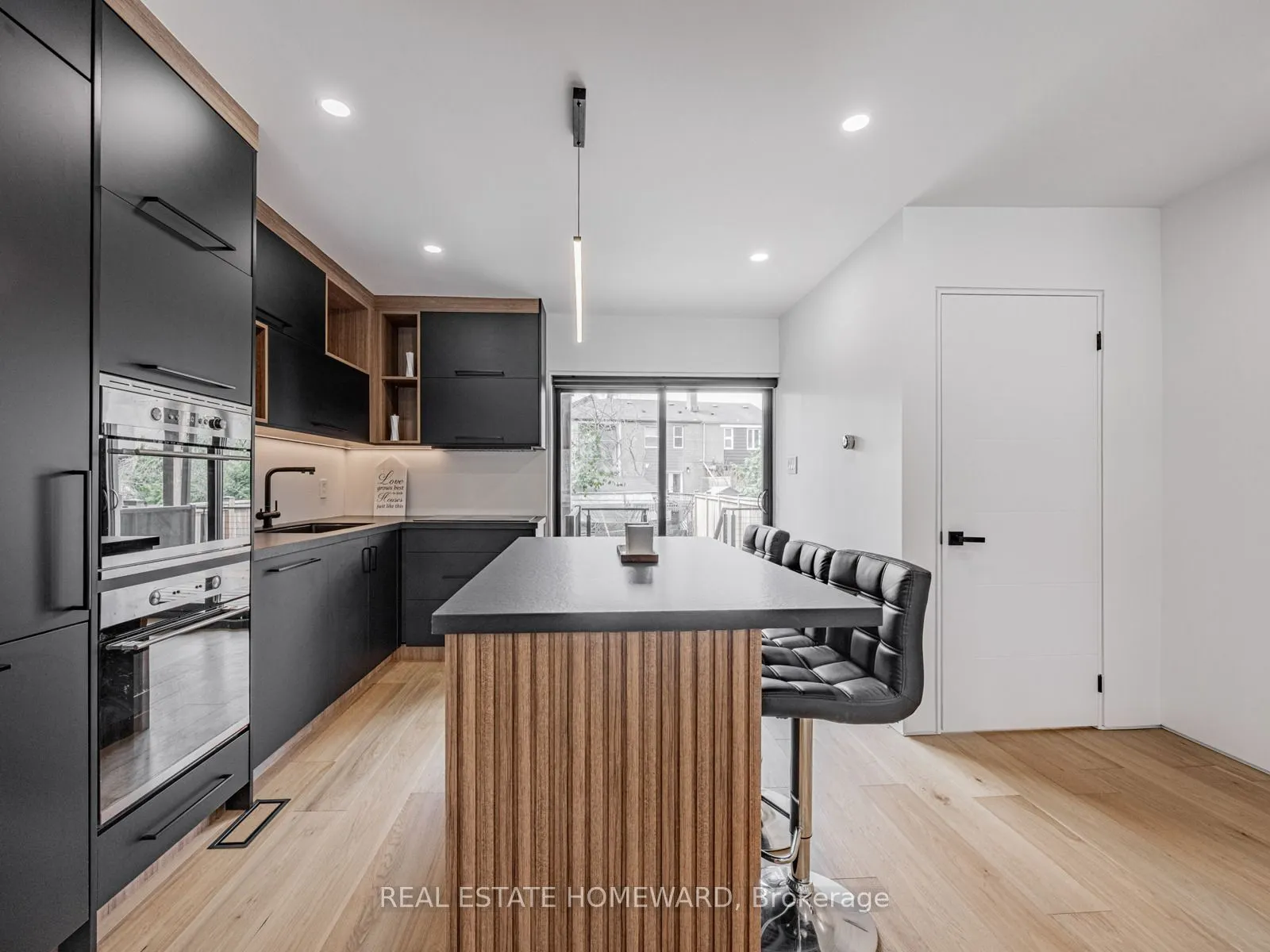 10 Juliana Court