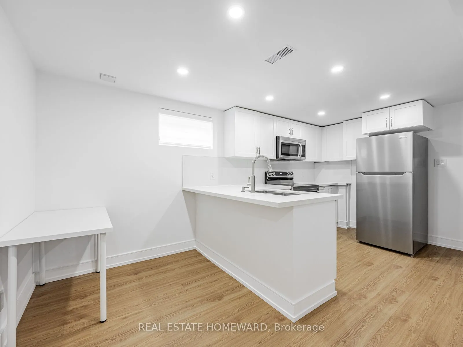 10 Juliana Court