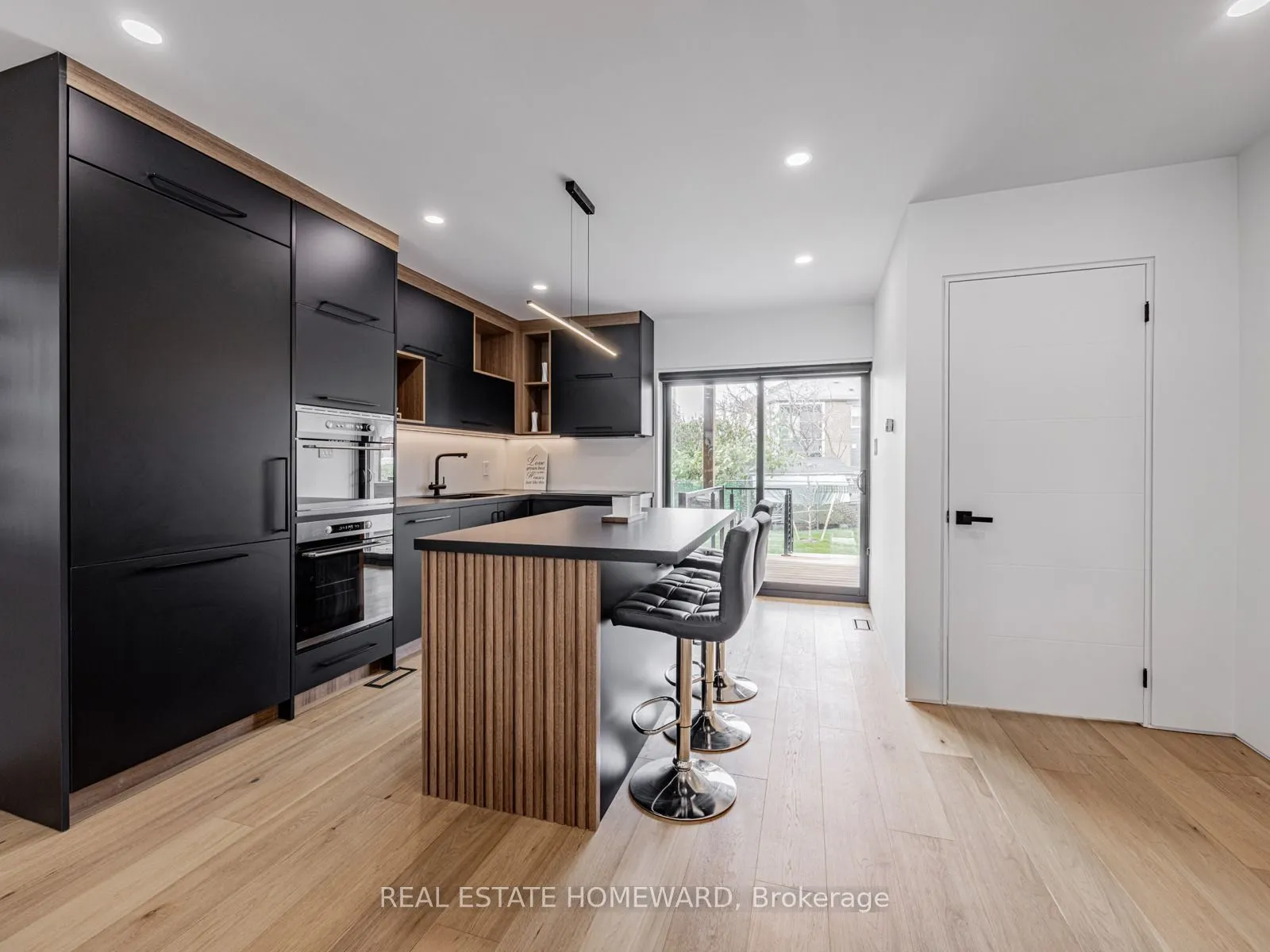 10 Juliana Court