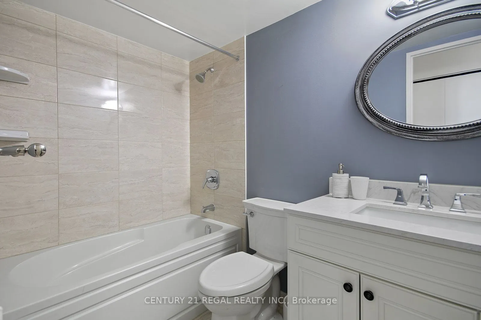 812 Burnhamthorpe Road E, #1207