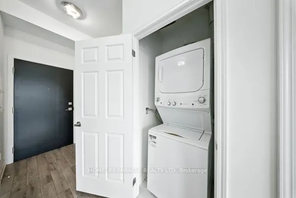 200 Lagerfeld Drive, #1108