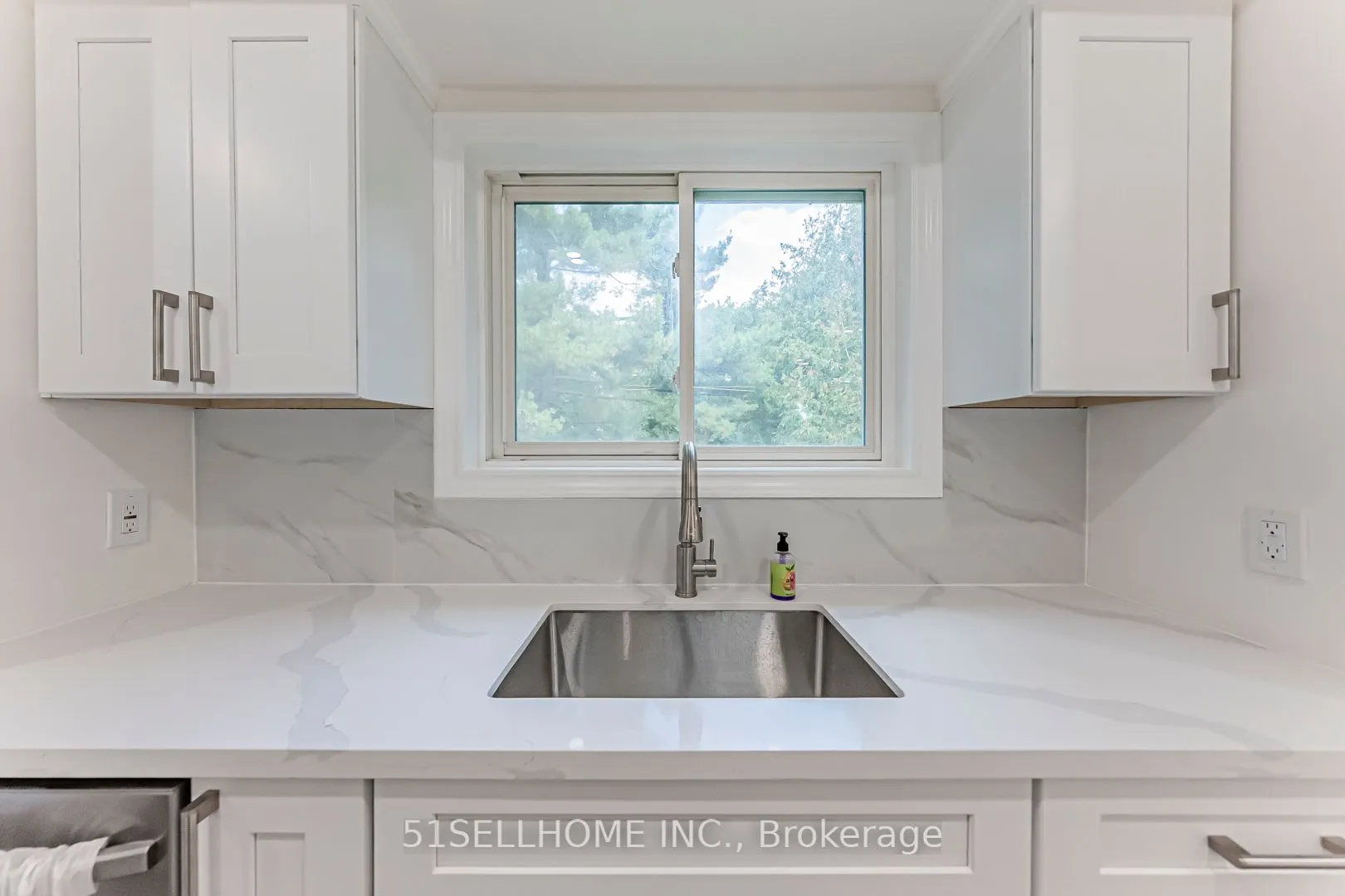 1253 Kensington Park Road
