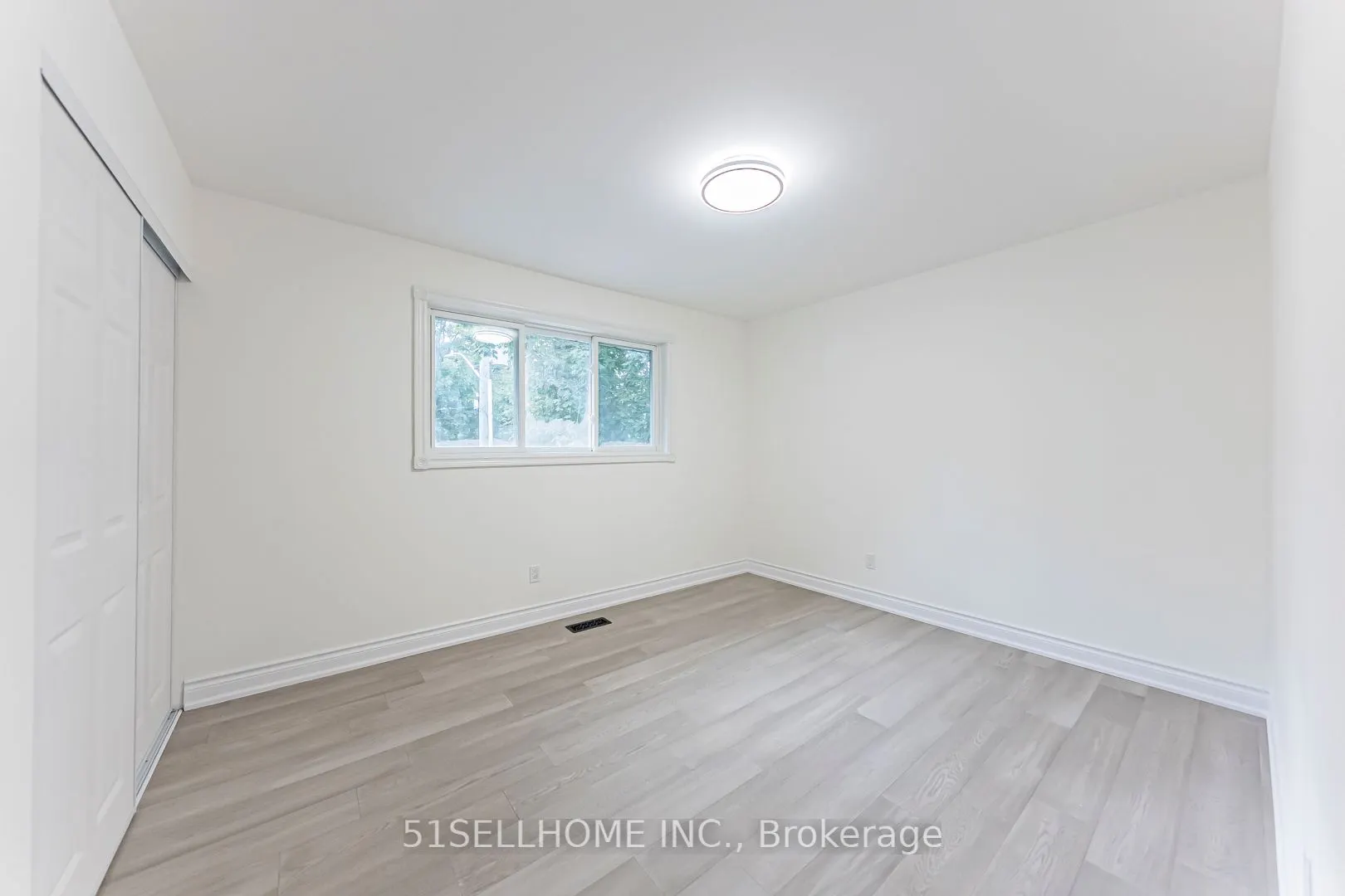 1253 Kensington Park Road