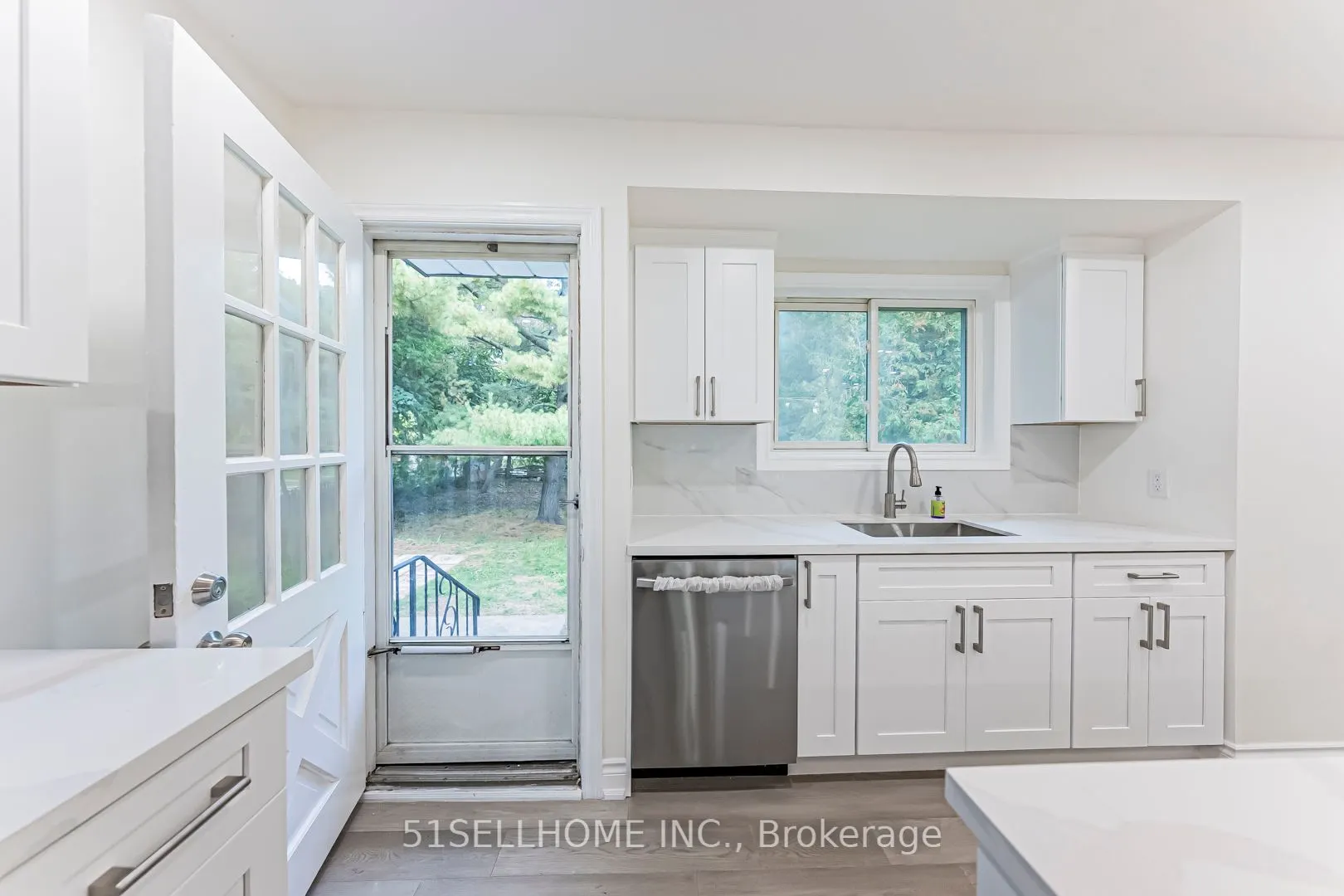 1253 Kensington Park Road