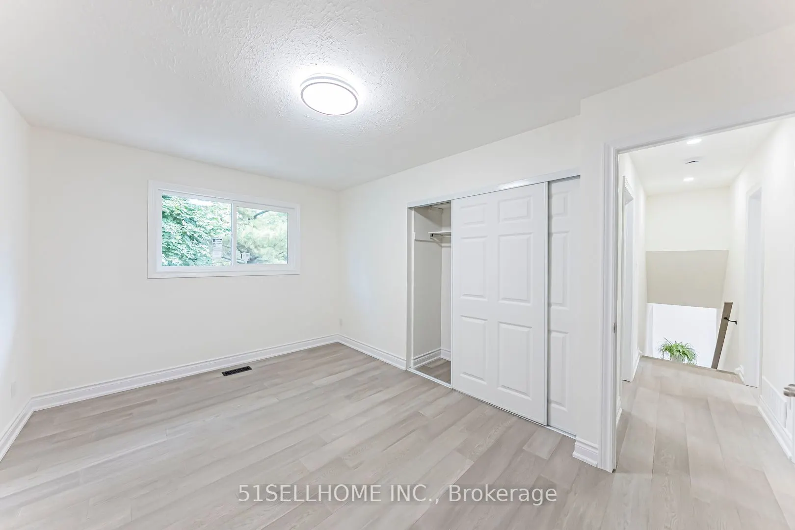 1253 Kensington Park Road