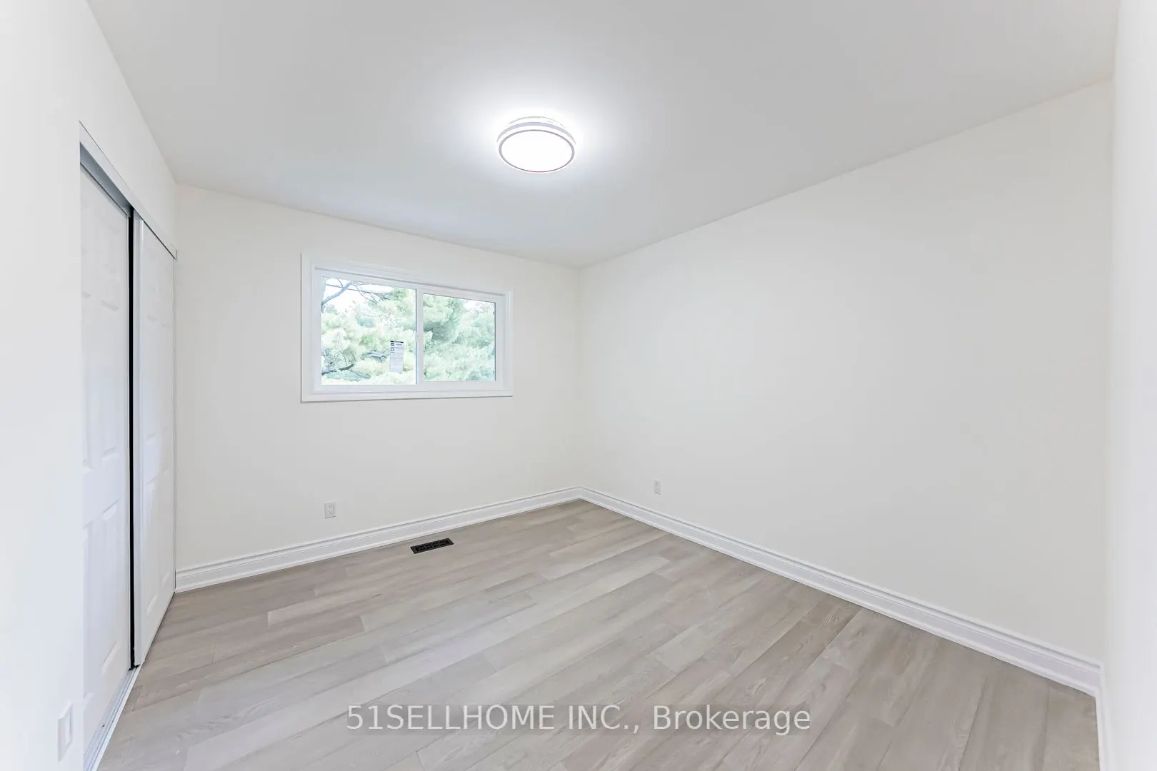 1253 Kensington Park Road