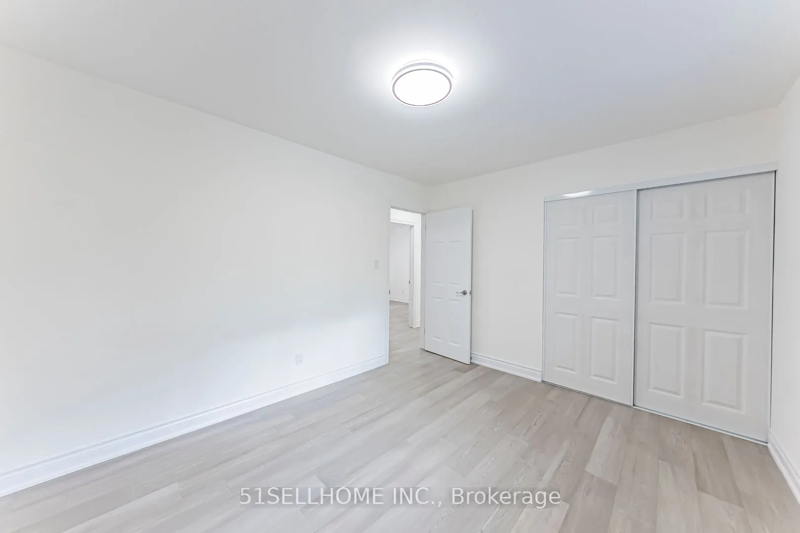 1253 Kensington Park Road