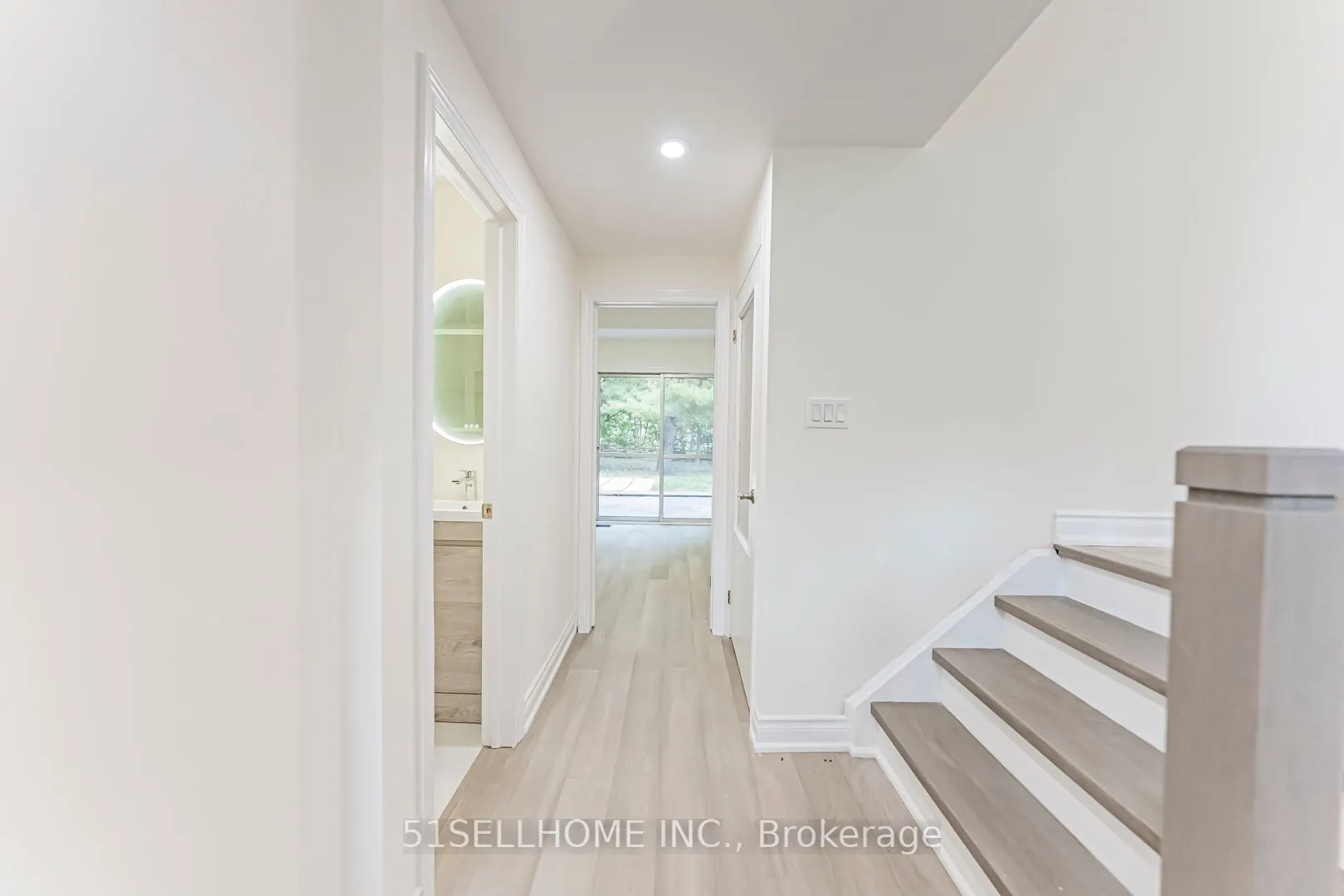 1253 Kensington Park Road