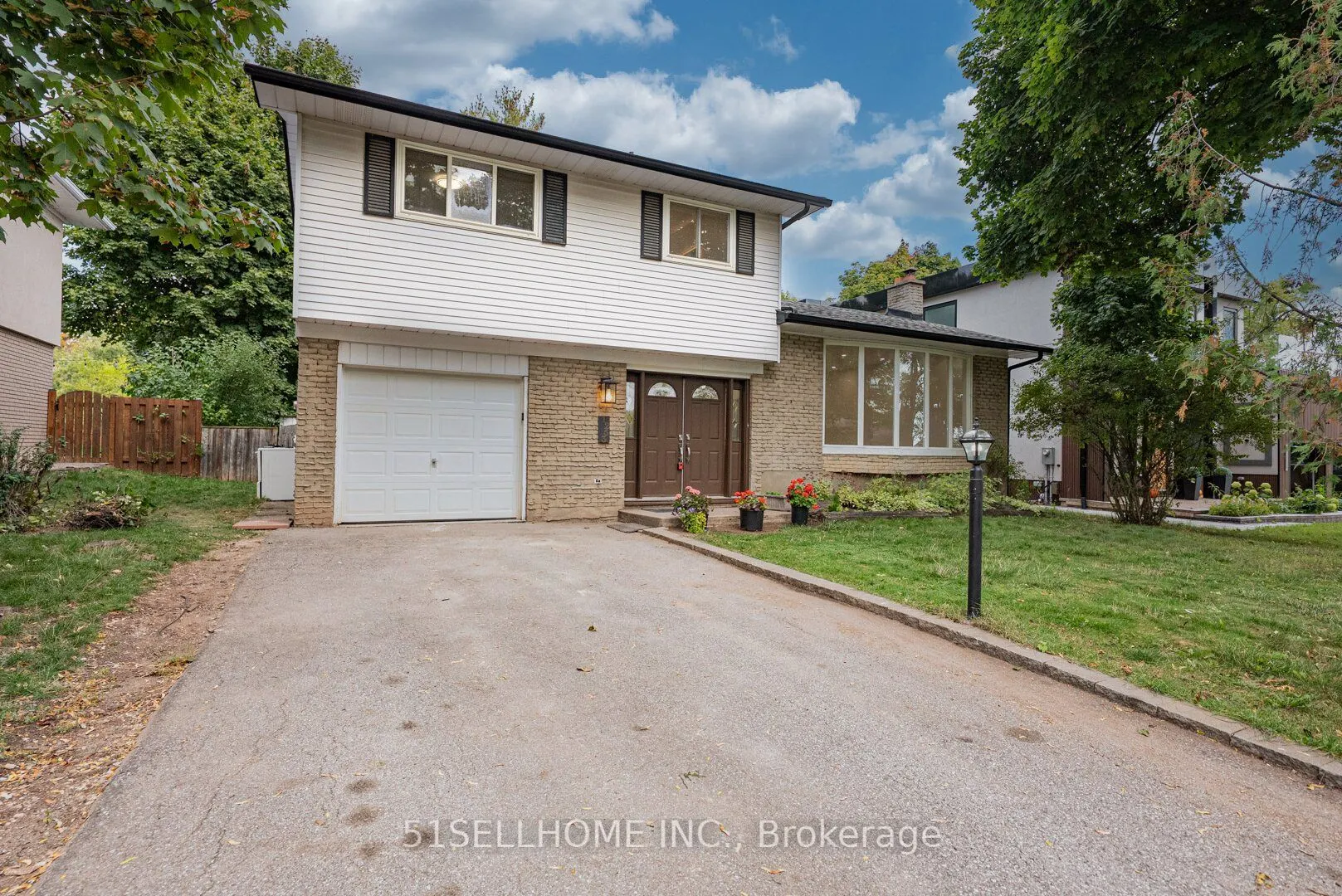 1253 Kensington Park Road