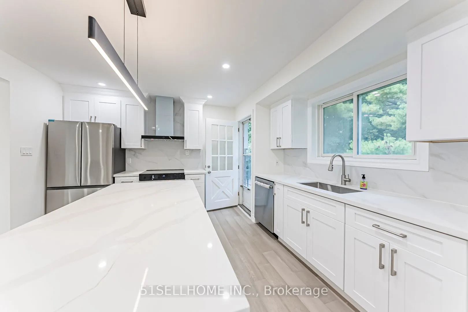 1253 Kensington Park Road