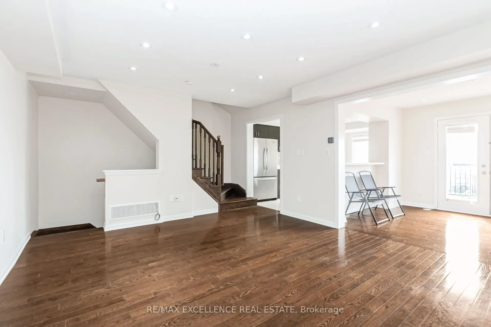 127 Bleasdale Avenue