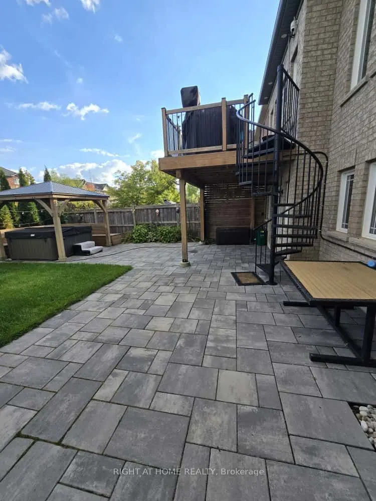 192 Mclaughlin Avenue, #BSMT