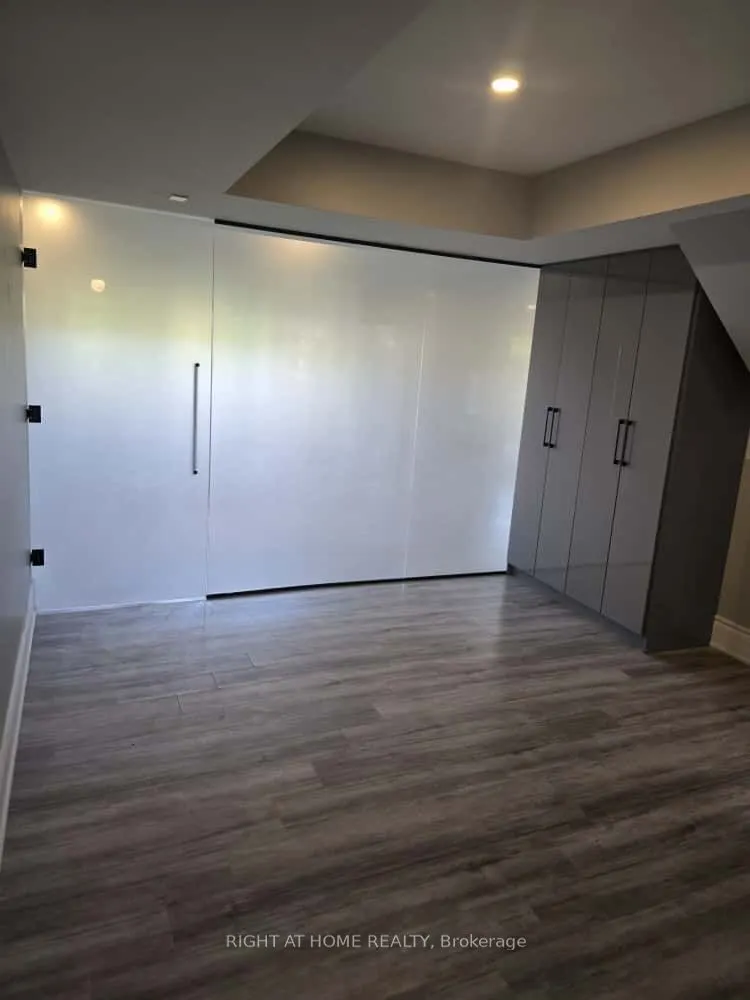 192 Mclaughlin Avenue, #BSMT