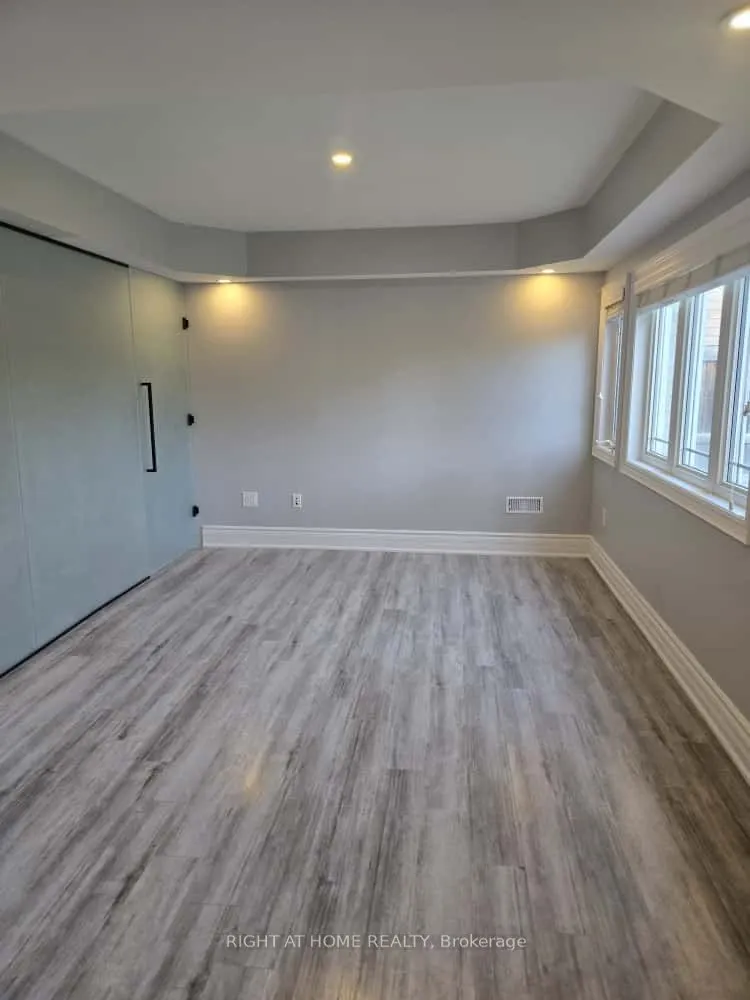 192 Mclaughlin Avenue, #BSMT