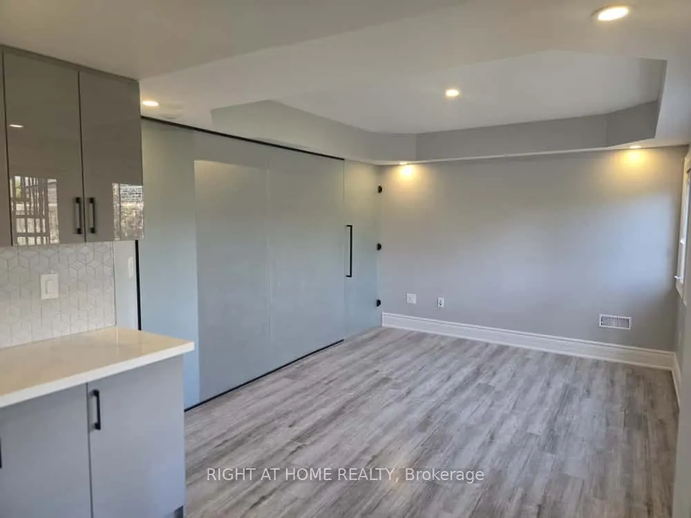 192 Mclaughlin Avenue, #BSMT