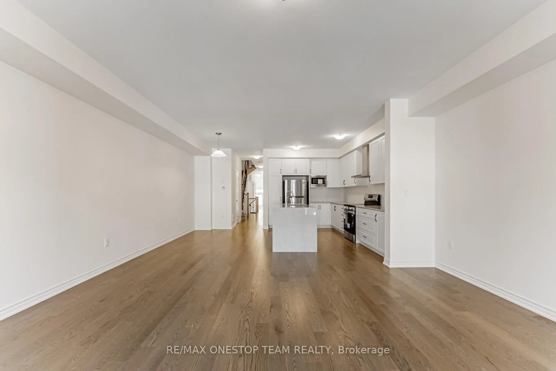 3083 Harvard Gardens