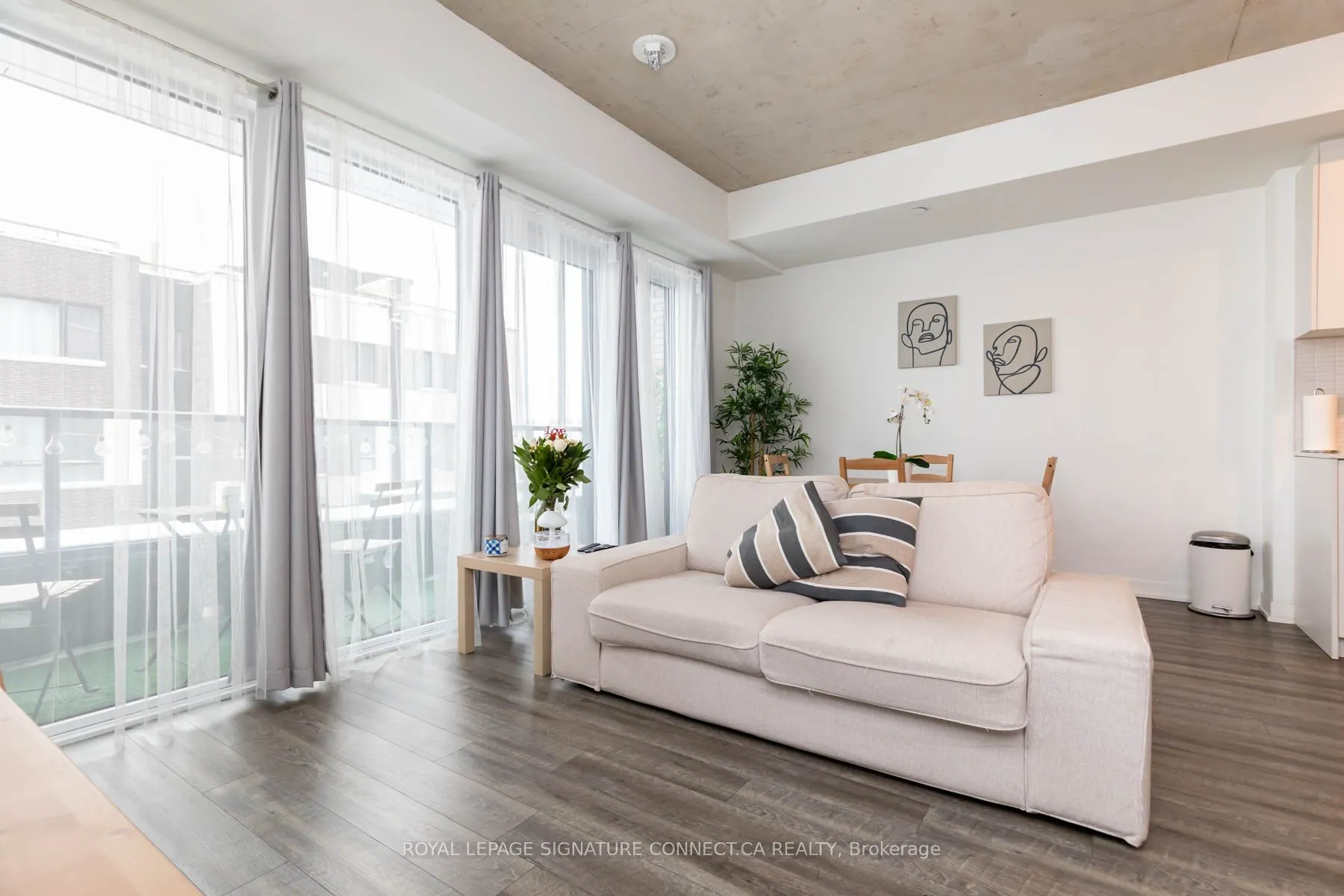 1808 St Clair Avenue W, #219