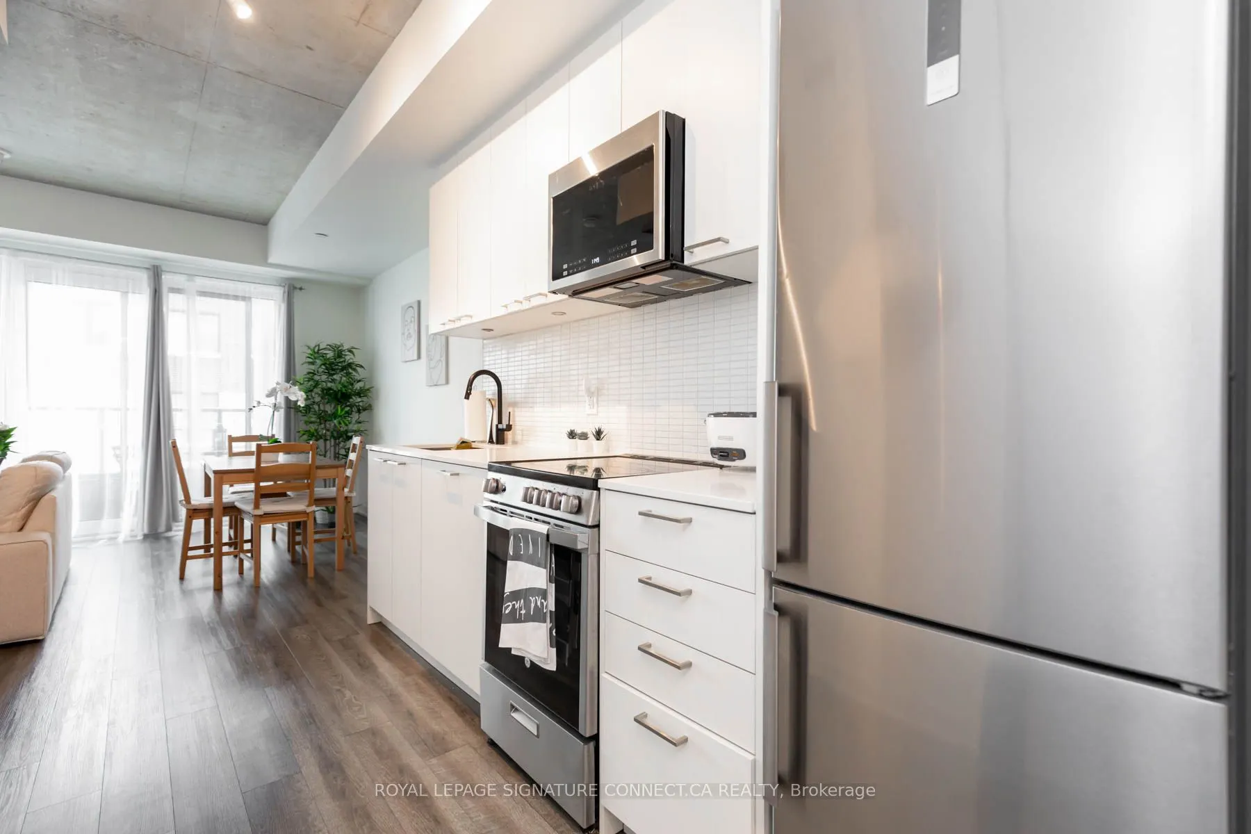 1808 St Clair Avenue W, #219