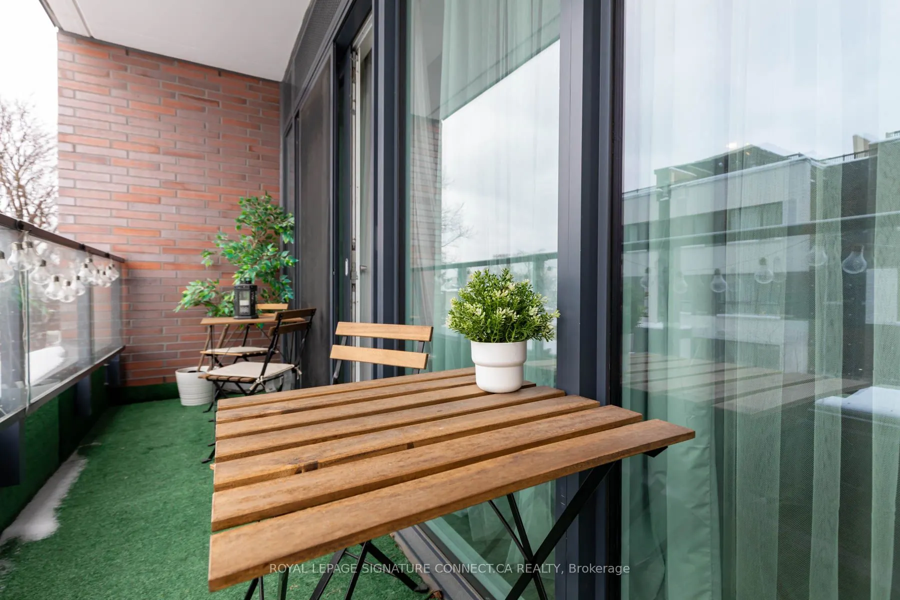 1808 St Clair Avenue W, #219