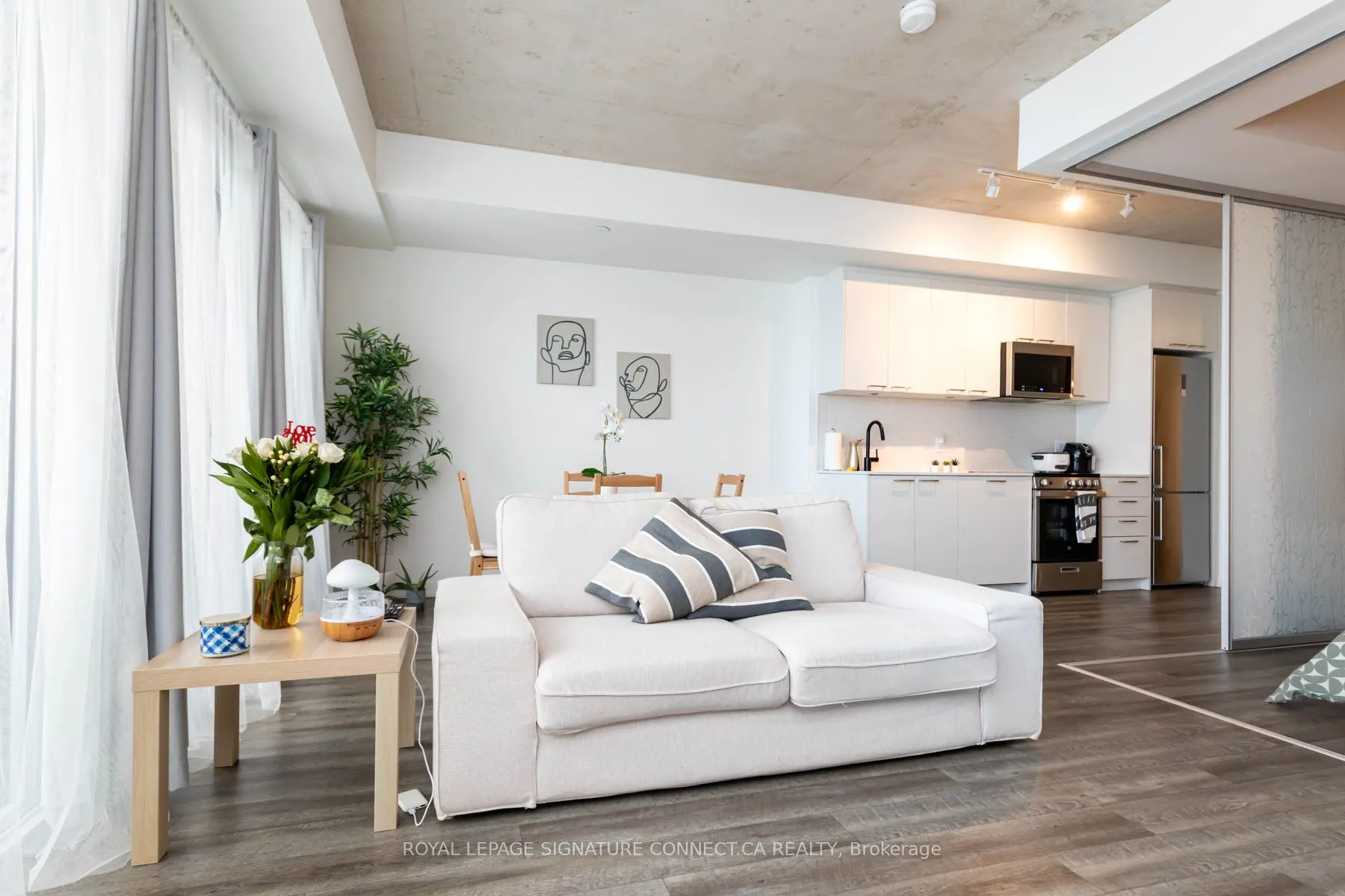 1808 St Clair Avenue W, #219