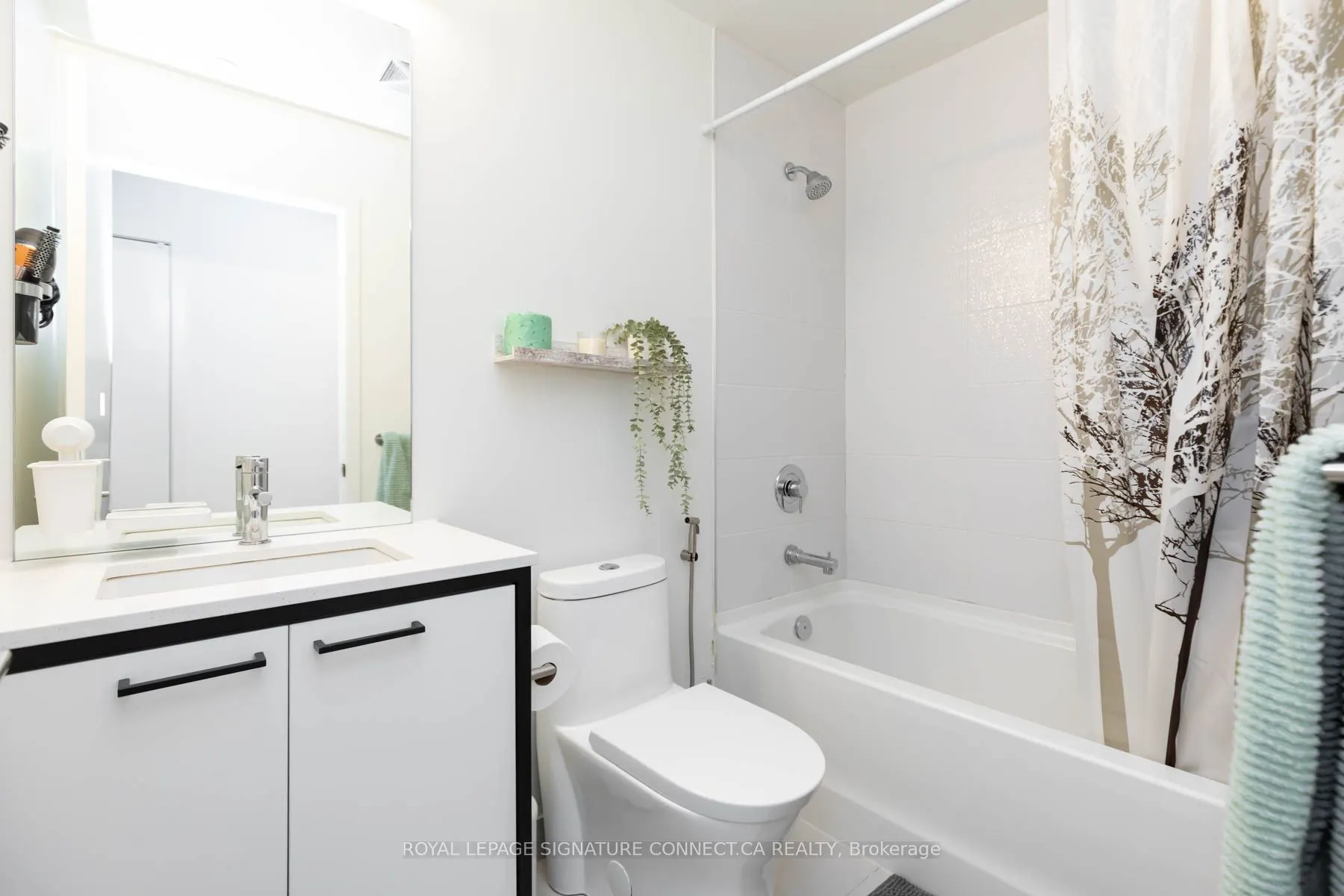 1808 St Clair Avenue W, #219