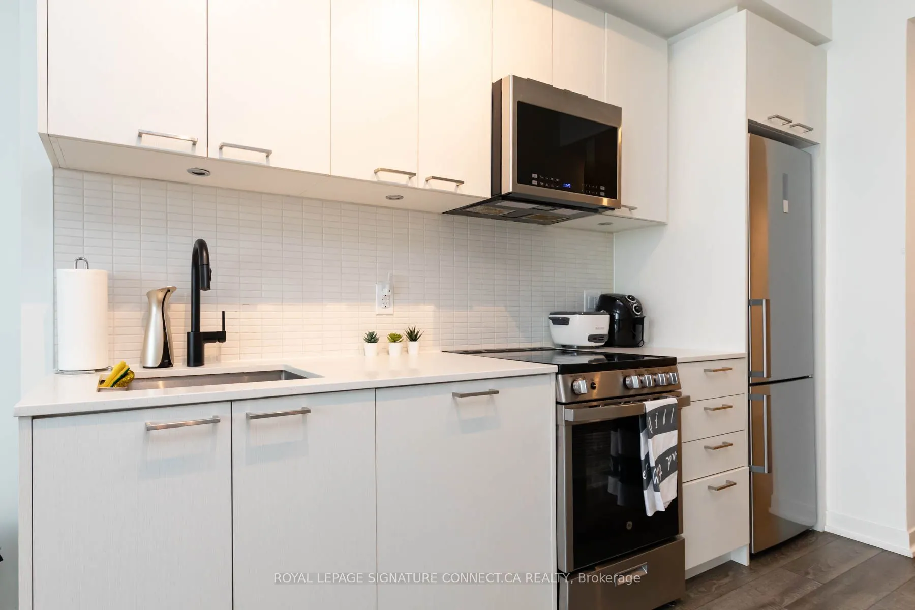 1808 St Clair Avenue W, #219
