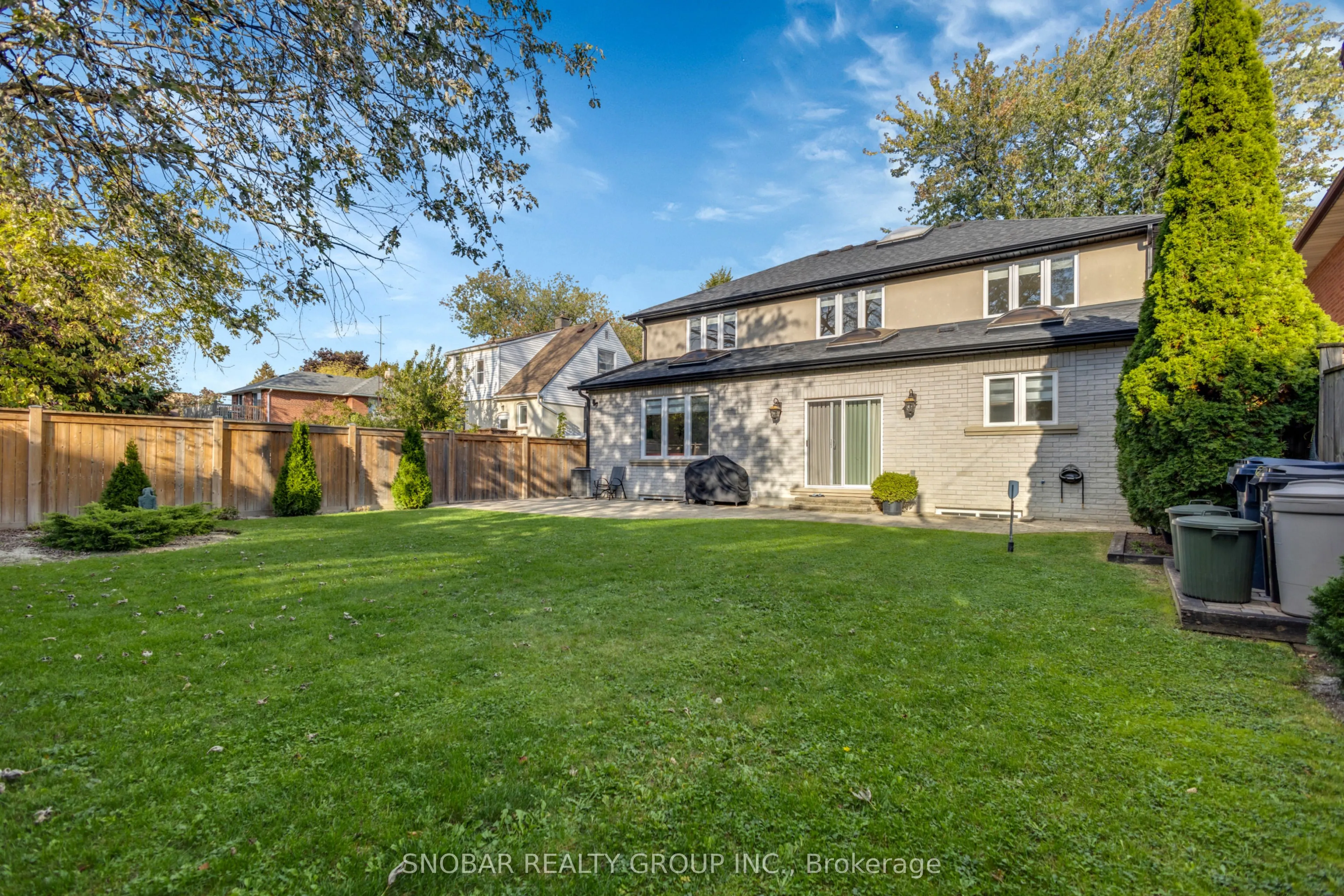 46 Poplar Avenue