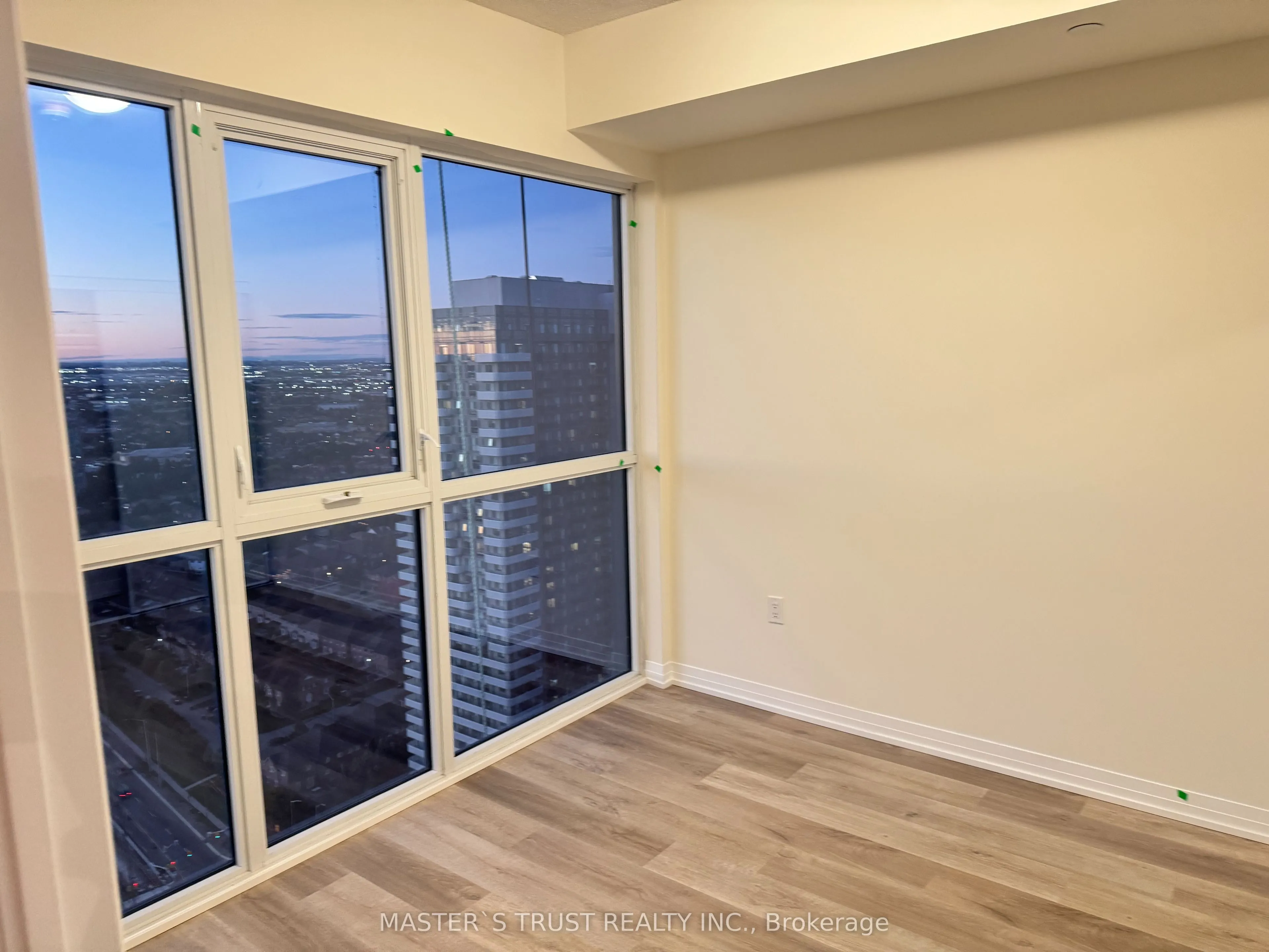 15 Watergarden Drive, #08