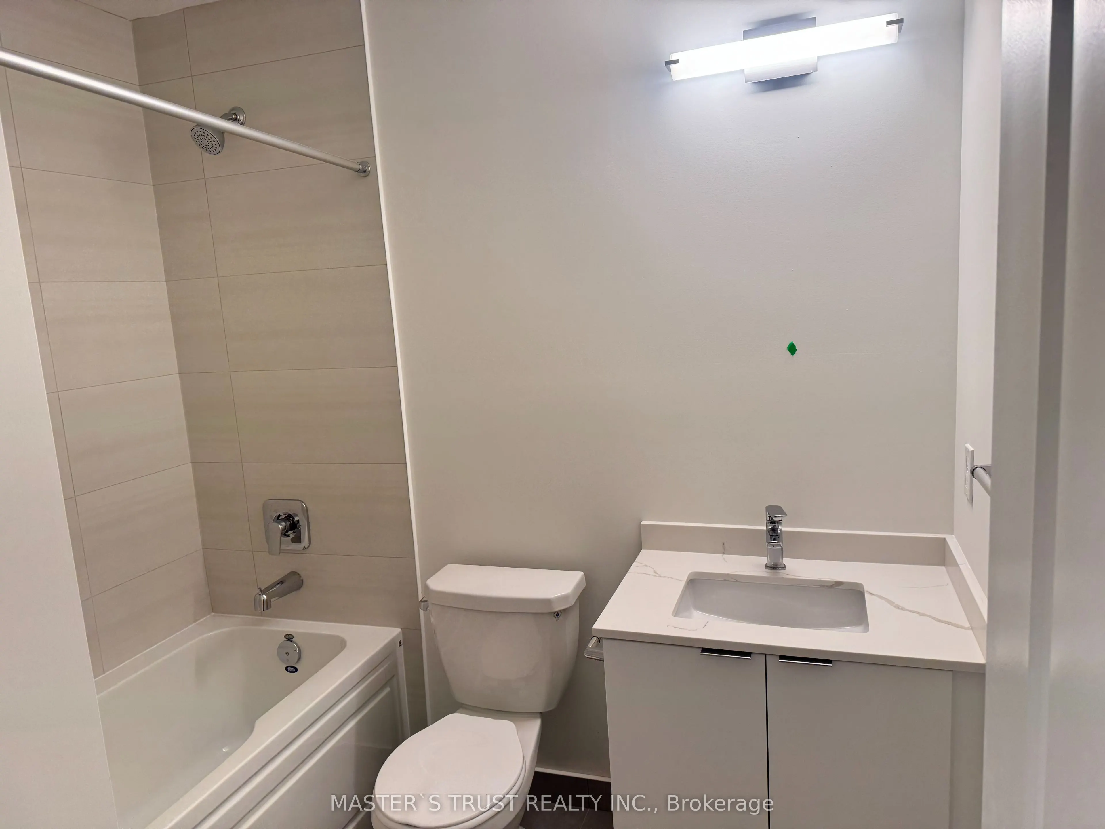 15 Watergarden Drive, #08