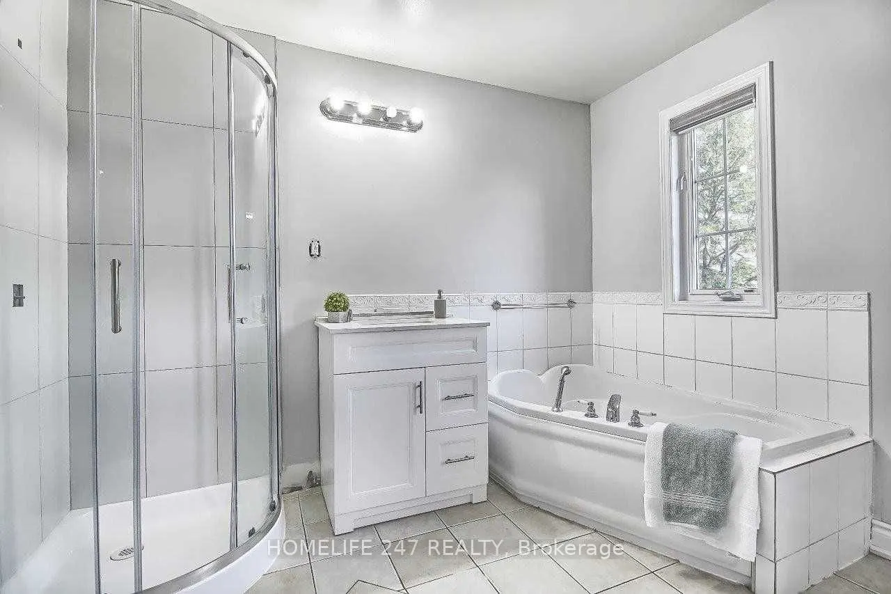 32 Poplar Plains Road