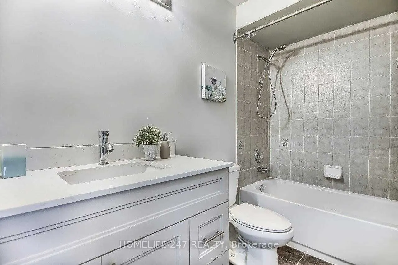 32 Poplar Plains Road