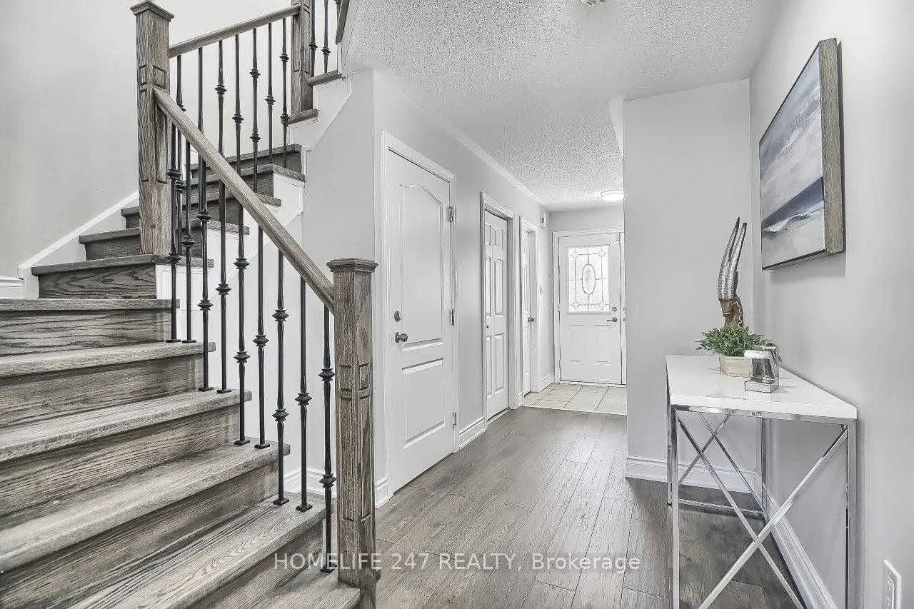32 Poplar Plains Road
