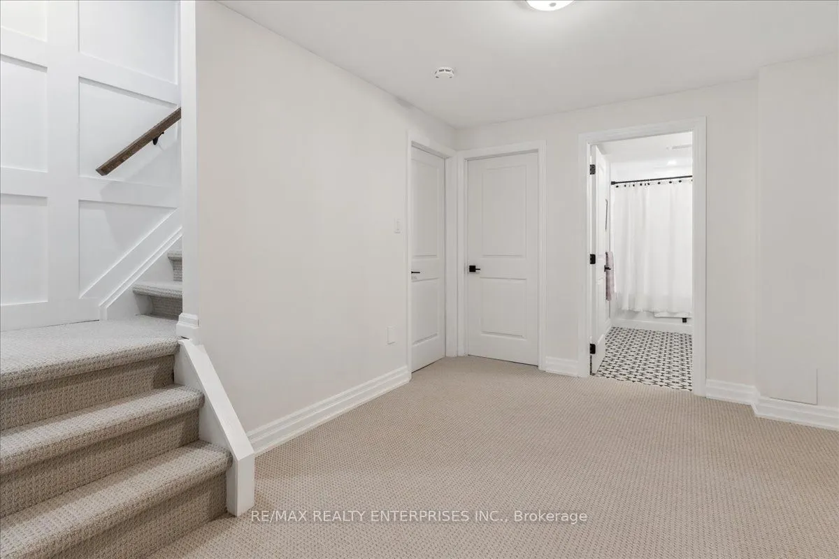 42 Hillside Drive