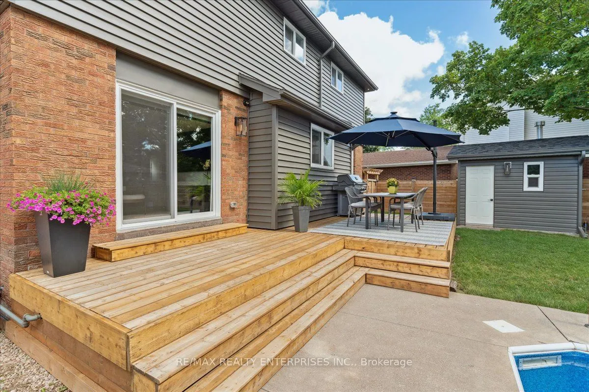 42 Hillside Drive
