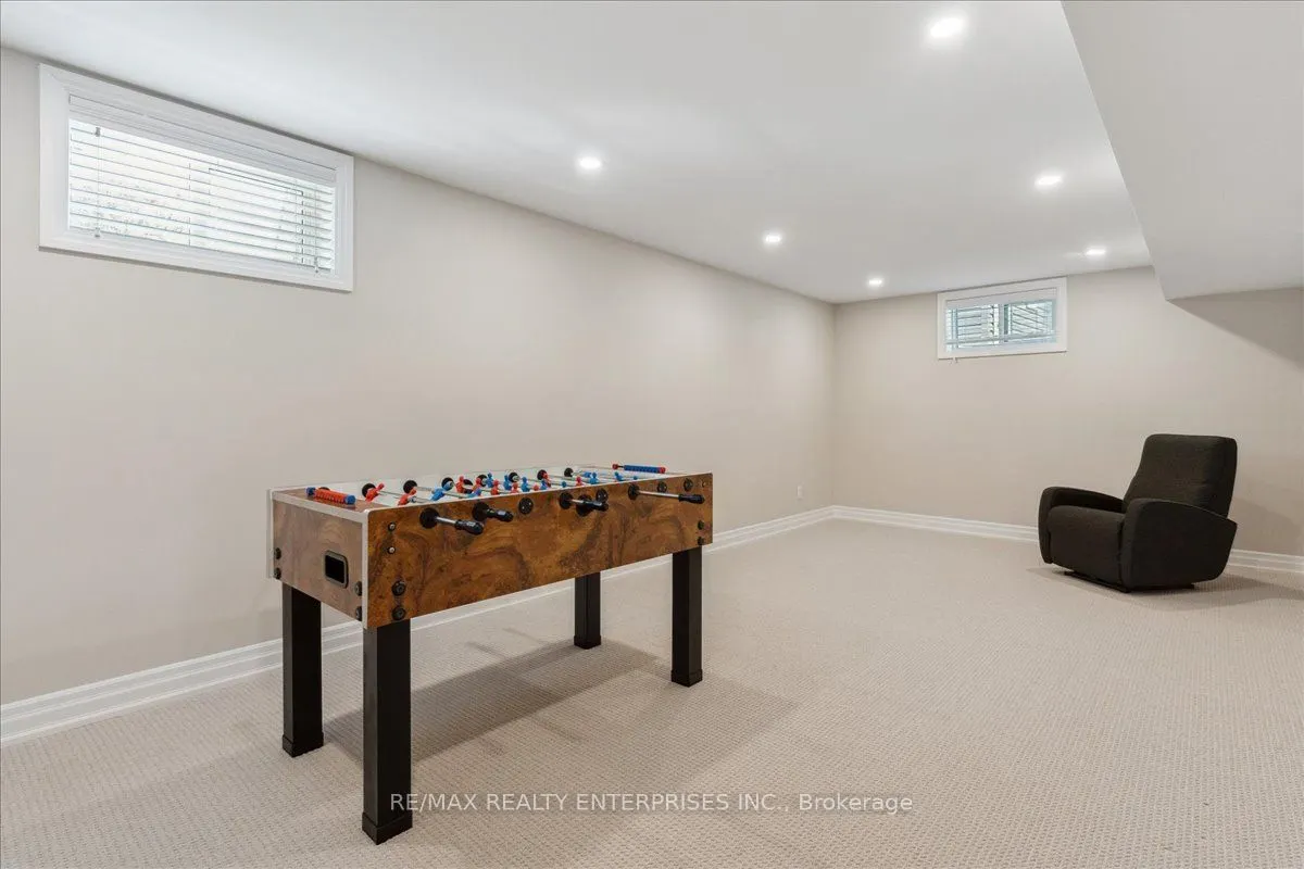 42 Hillside Drive