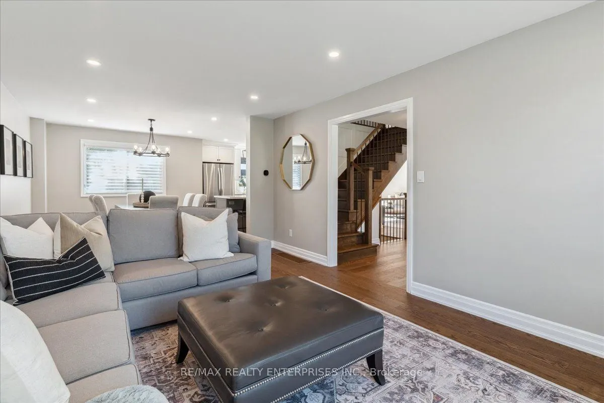 42 Hillside Drive