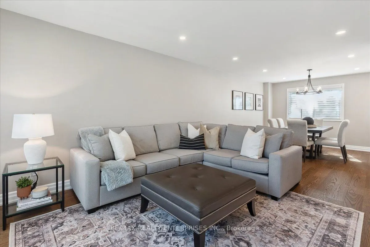 42 Hillside Drive