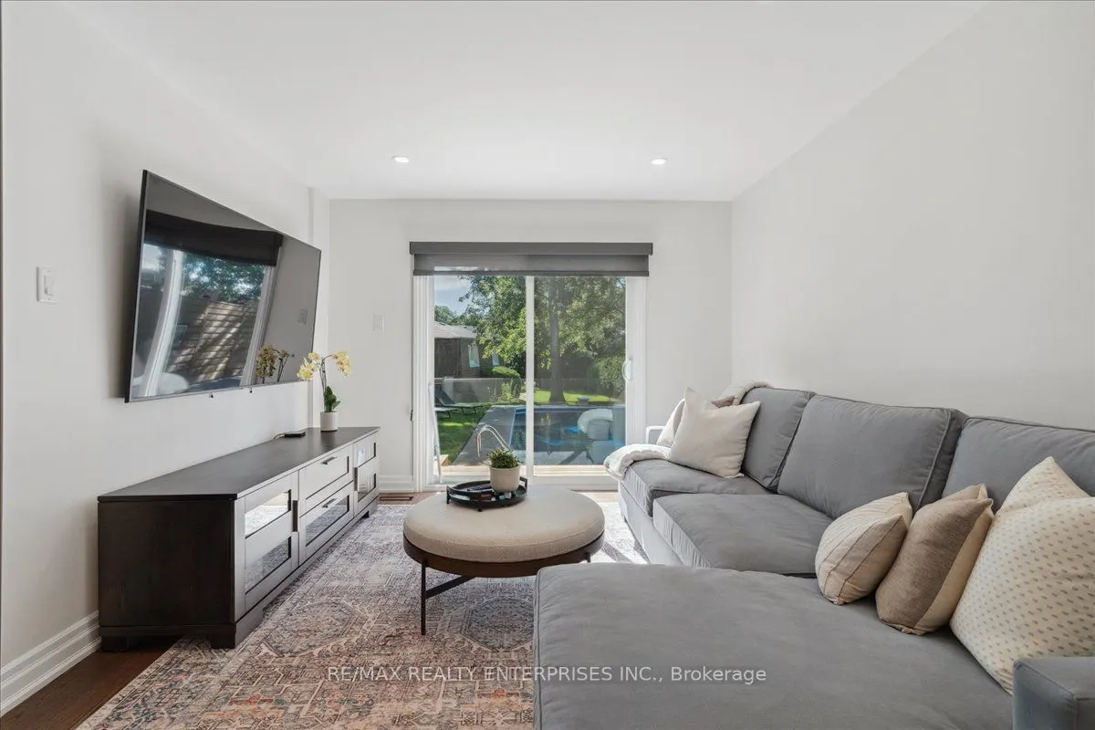 42 Hillside Drive