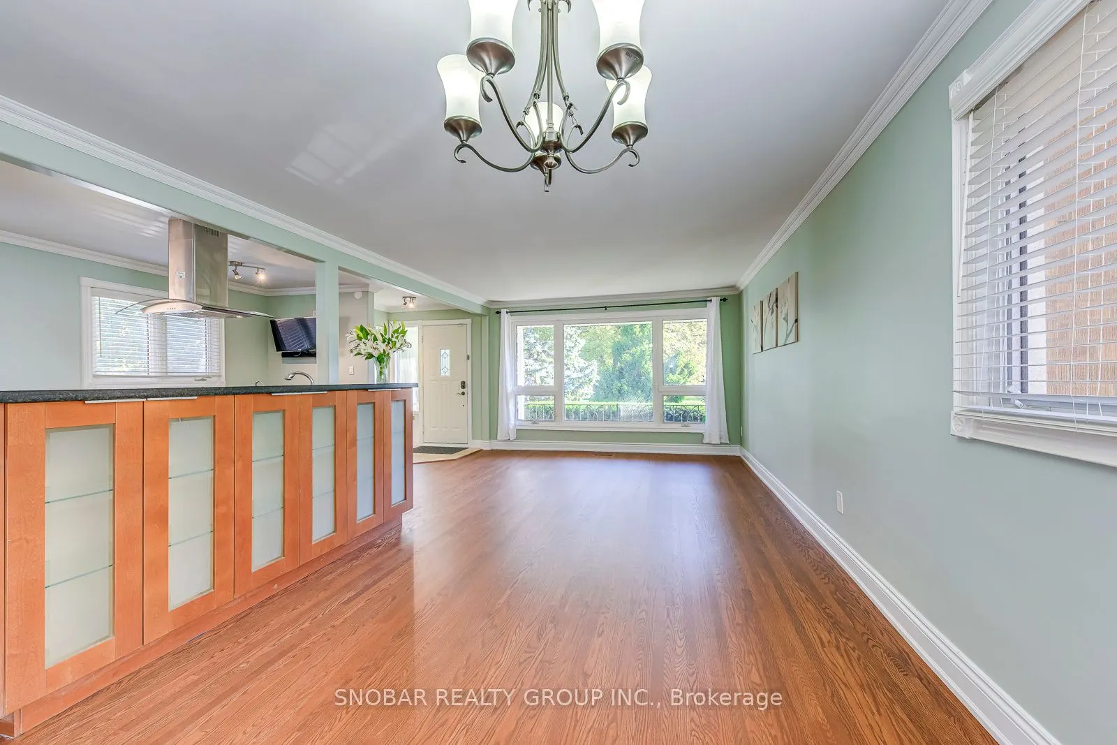 88 Poynter Drive